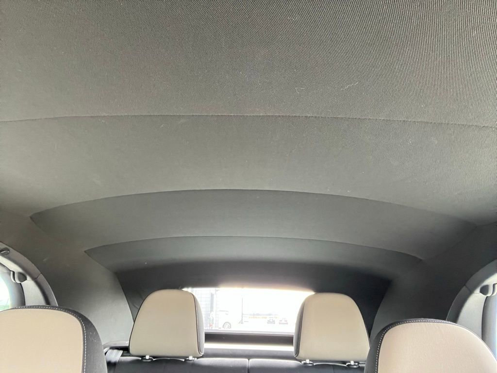 Used 2018 Volkswagen Beetle 2.0T Coast image 24