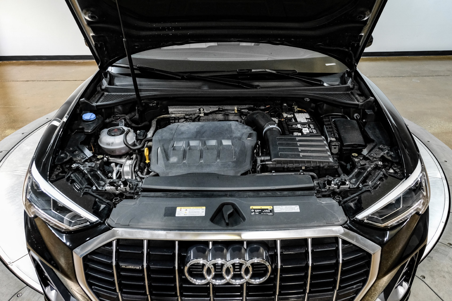 Used 2024 Audi Q3 2.0T Premium AWD/4WD image 53