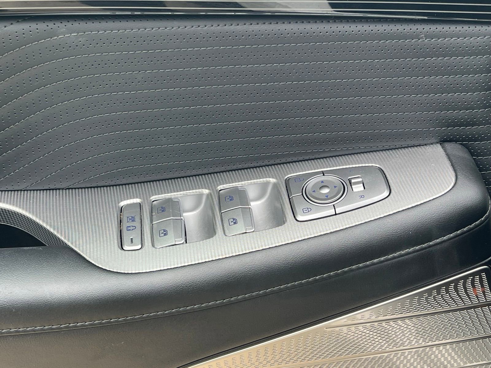 Used 2024 Hyundai Palisade Calligraphy FWD image 29