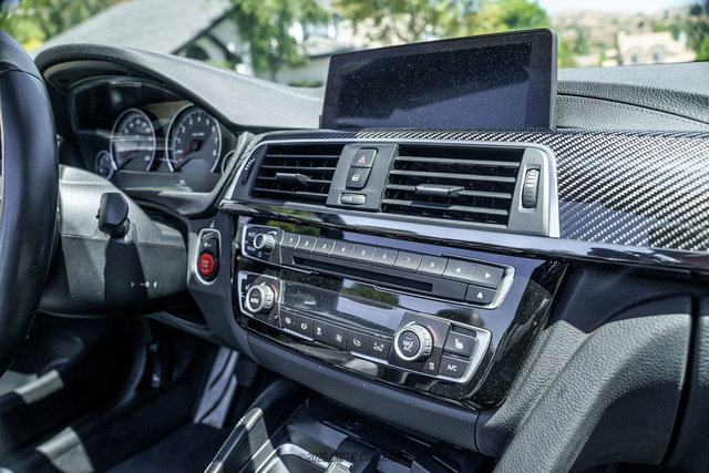 Used 2020 BMW M4 Convertible w/ Competition Package RWD image 31