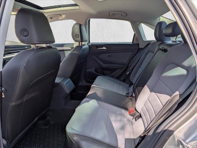 New 2026 Volkswagen Jetta SE FWD image 17