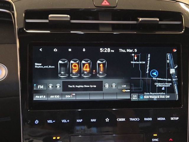 Used 2022 Hyundai Santa Cruz Limited AWD/4WD image 16