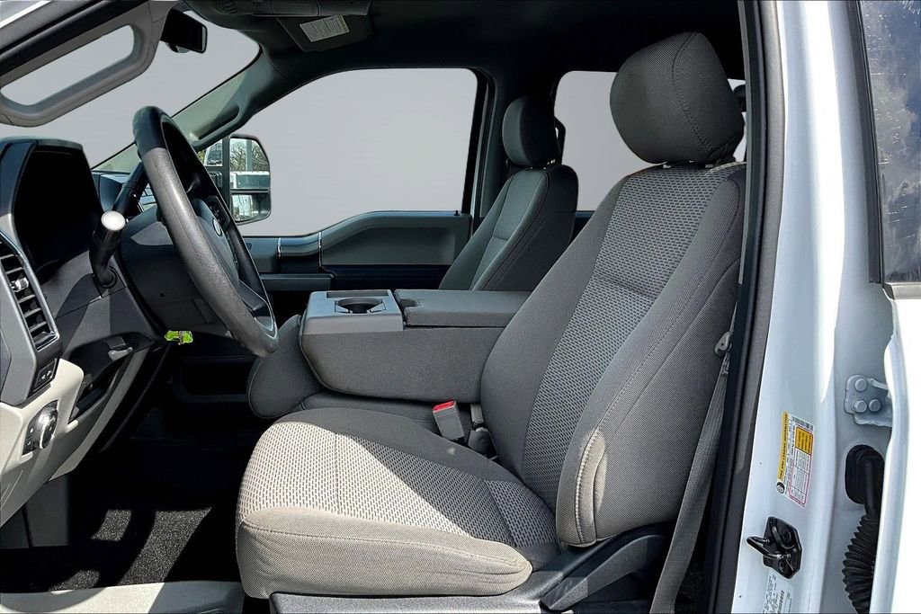 Used 2019 Ford F350 XLT w/ XLT Premium Package AWD/4WD image 26