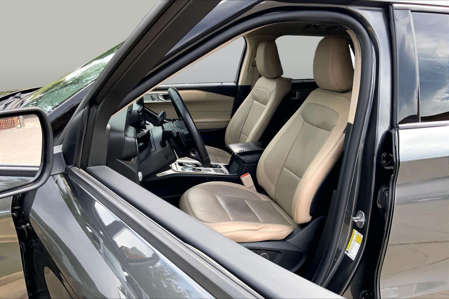 Used 2020 Ford Explorer Limited RWD image 8