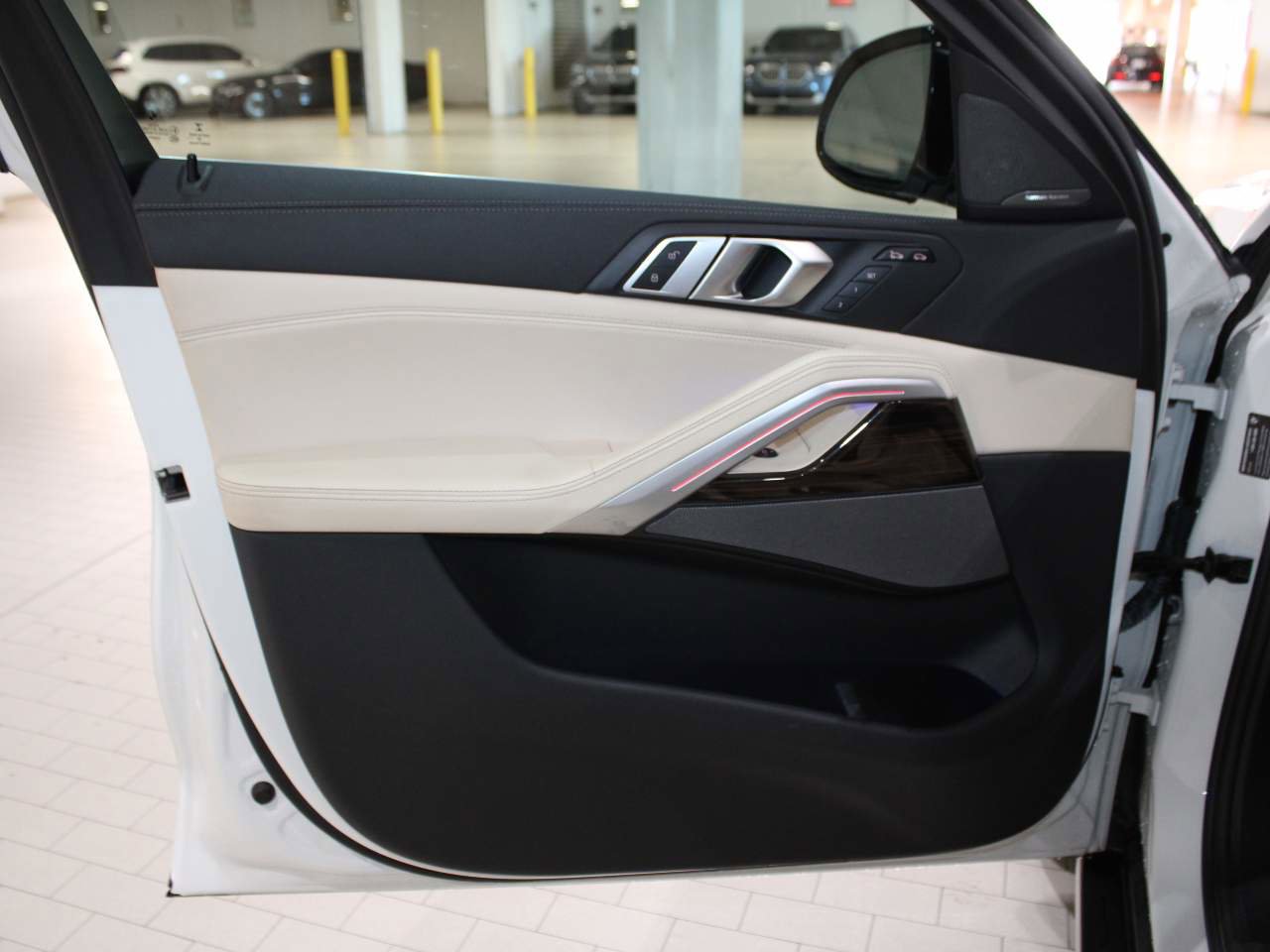 Used 2021 BMW X6 xDrive40i w/ Premium Package AWD/4WD image 10