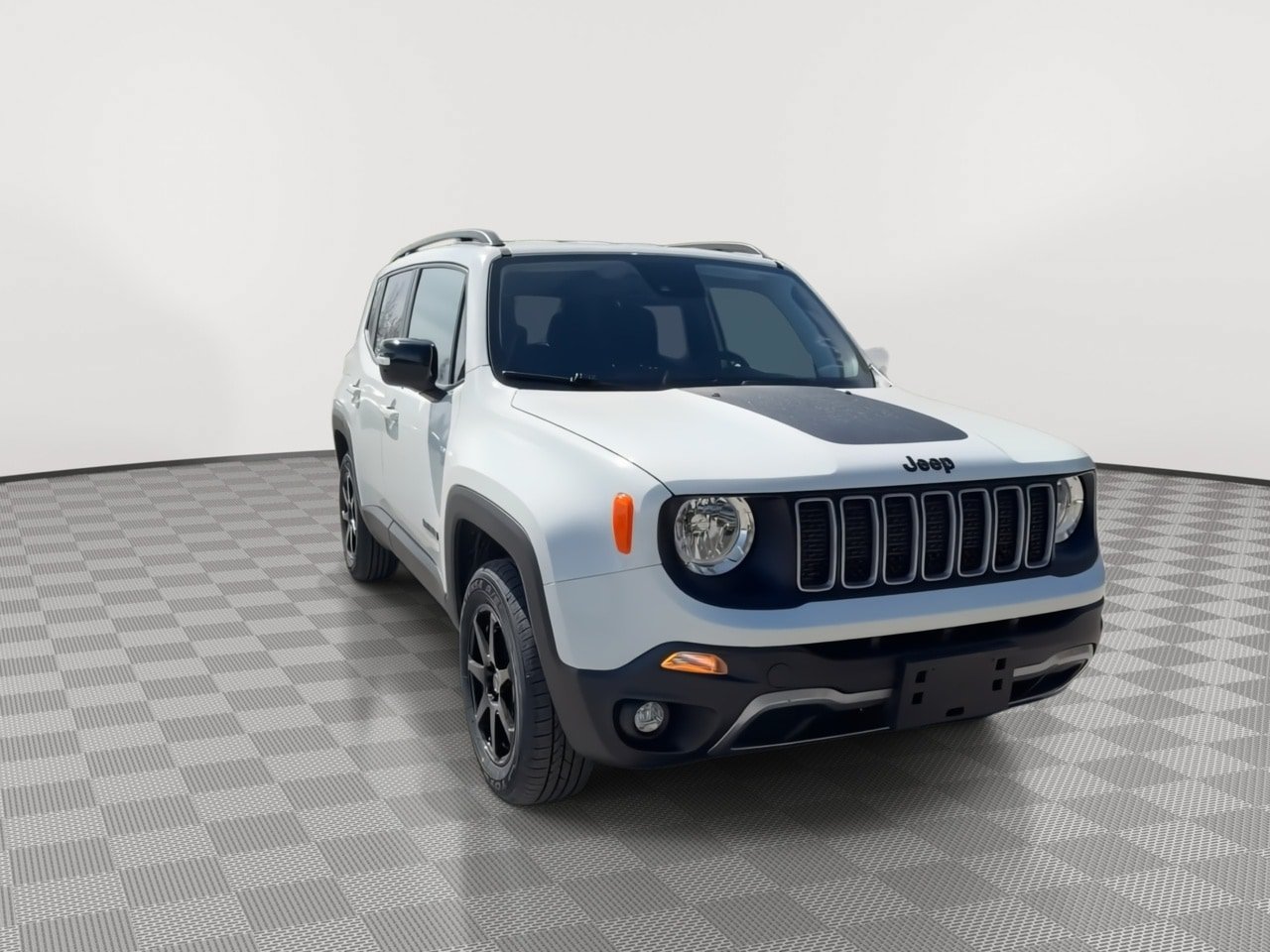 Used 2023 Jeep Renegade Latitude AWD/4WD image 2