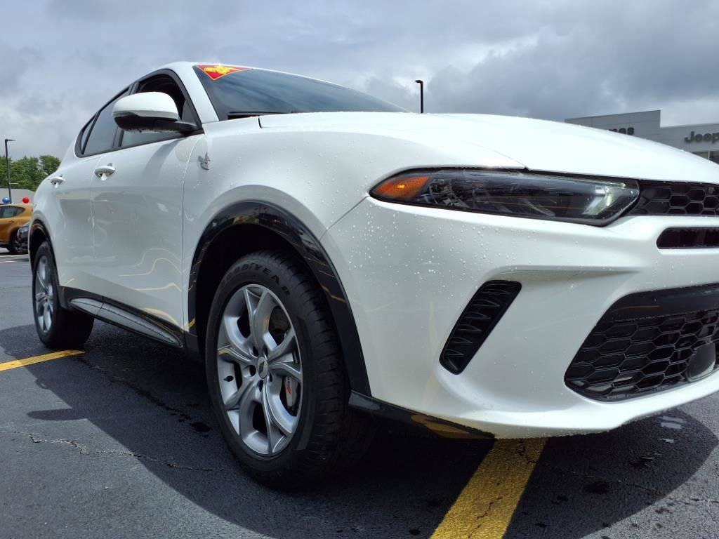 Used 2024 Dodge Hornet R/T image 9