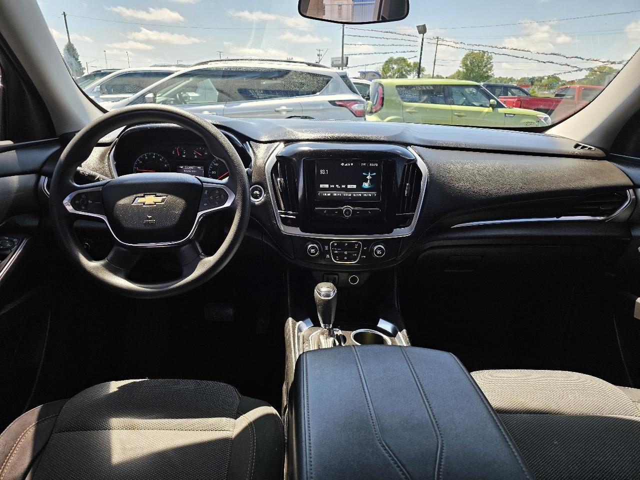Used 2019 Chevrolet Traverse LS FWD image 3