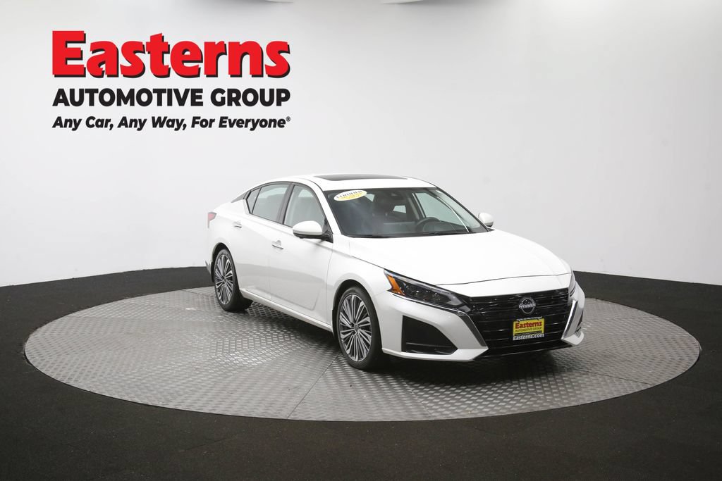 Used 2023 Nissan Altima 2.5 SL FWD image 52