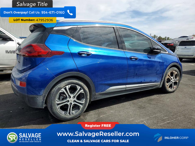 Used 2021 Chevrolet Bolt Premier w/ Infotainment Package image 4