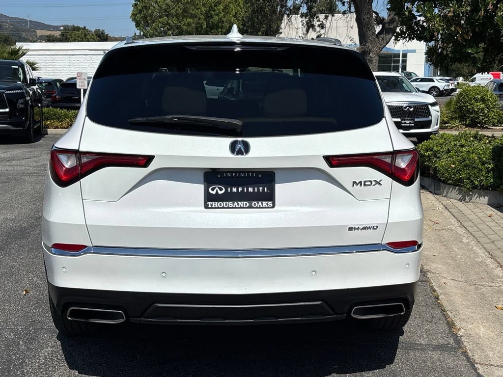Used 2024 Acura MDX SH-AWD w/ Advance Package image 8