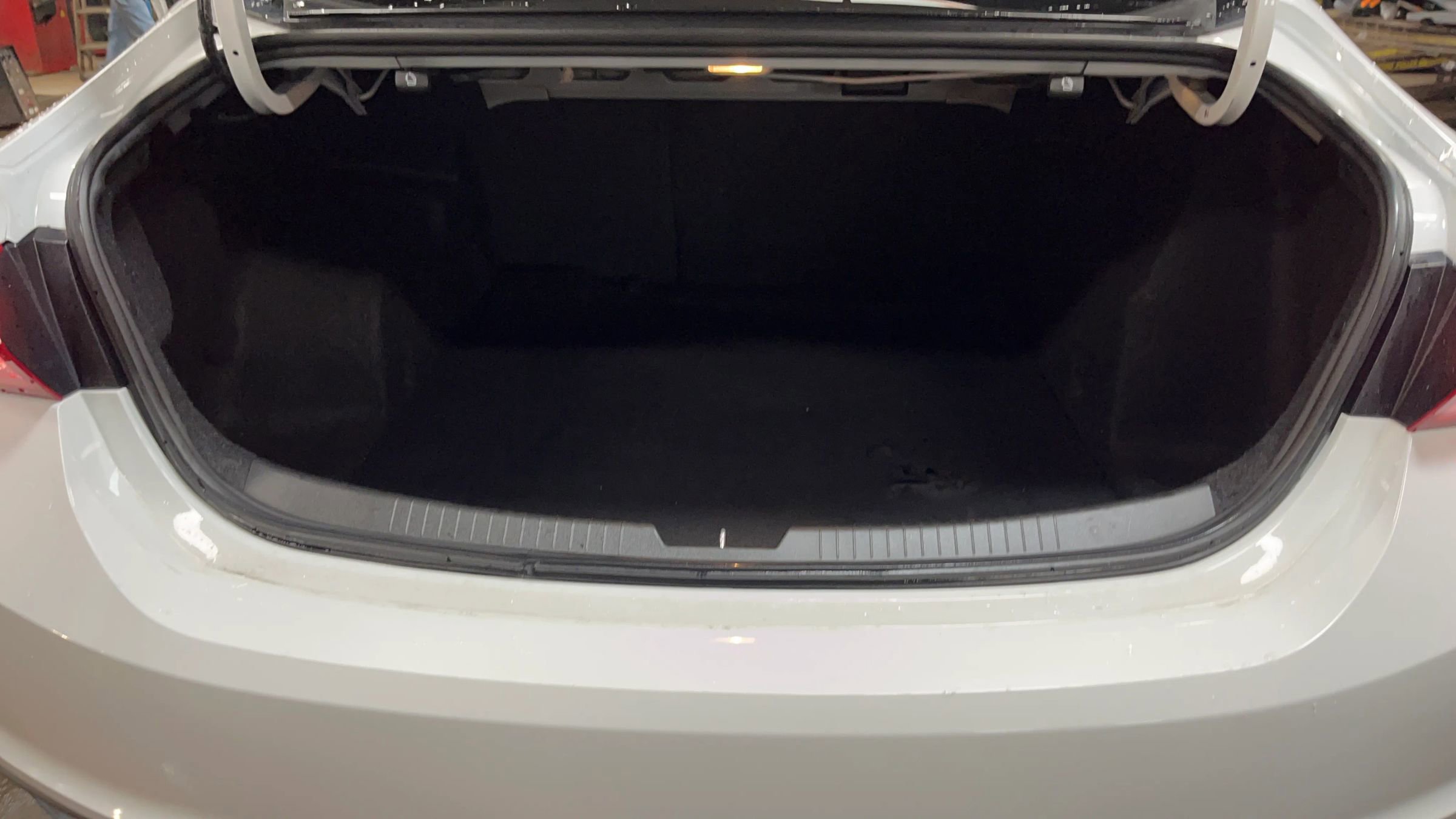 Used 2022 Chevrolet Malibu LT image 39