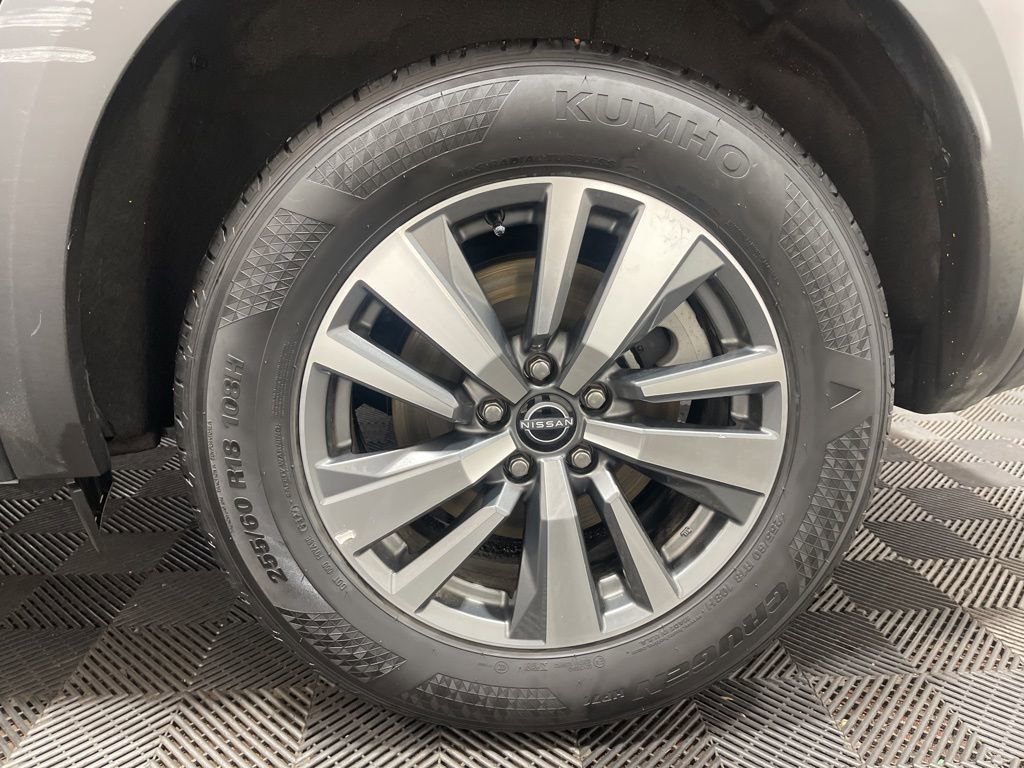 Used 2025 Nissan Pathfinder SL image 28