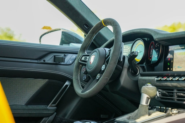 Used 2025 Porsche 911 GT3 RS image 22