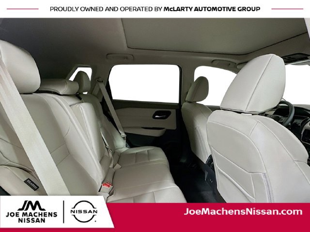 New 2026 Nissan Rogue Dark Armor AWD/4WD image 23