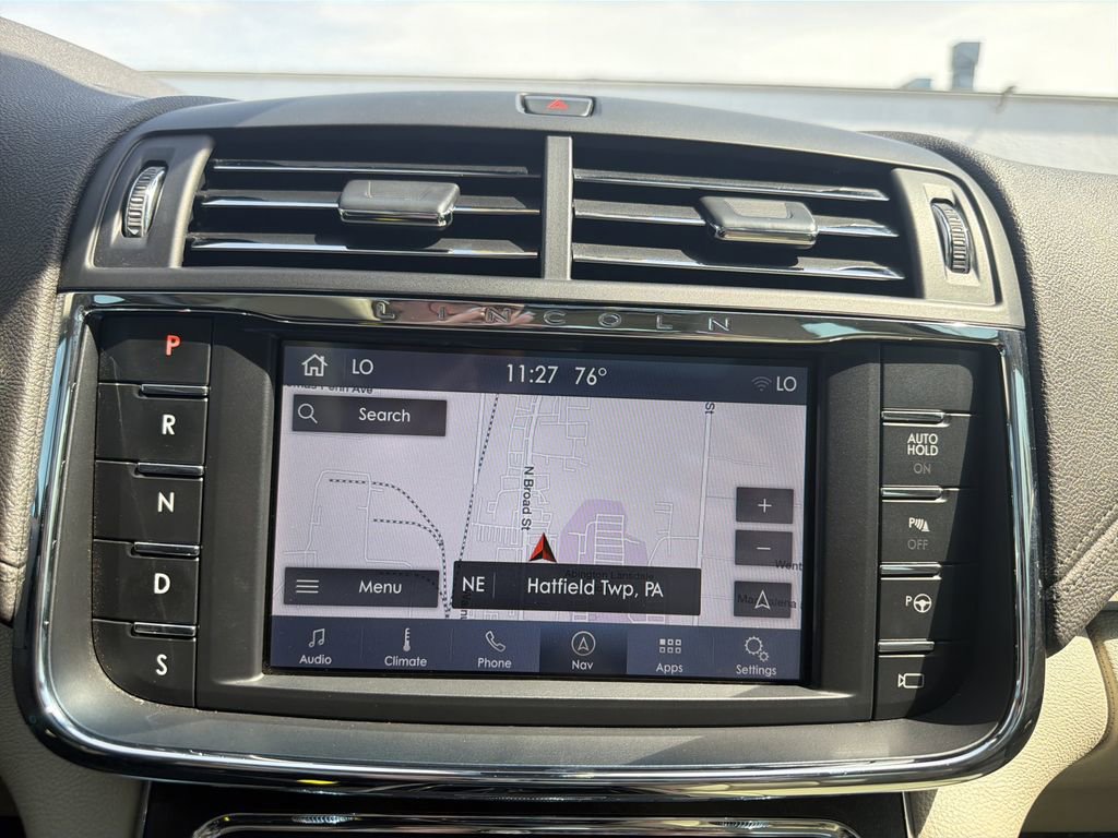 Used 2019 Lincoln Continental Reserve AWD/4WD image 24