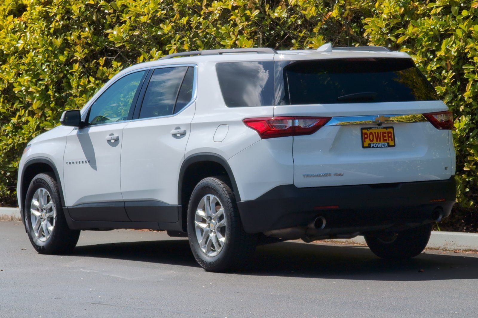 Used 2021 Chevrolet Traverse LT w/ LPO, Cargo Package image 6