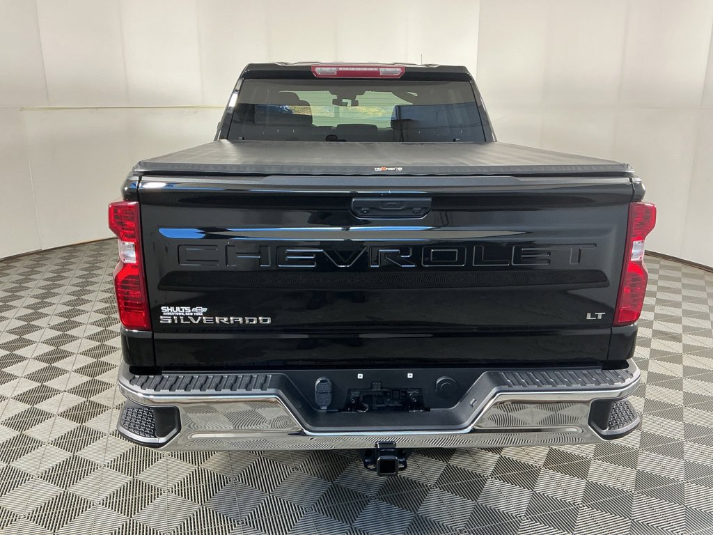 Used 2022 Chevrolet Silverado 1500 LT AWD/4WD image 9