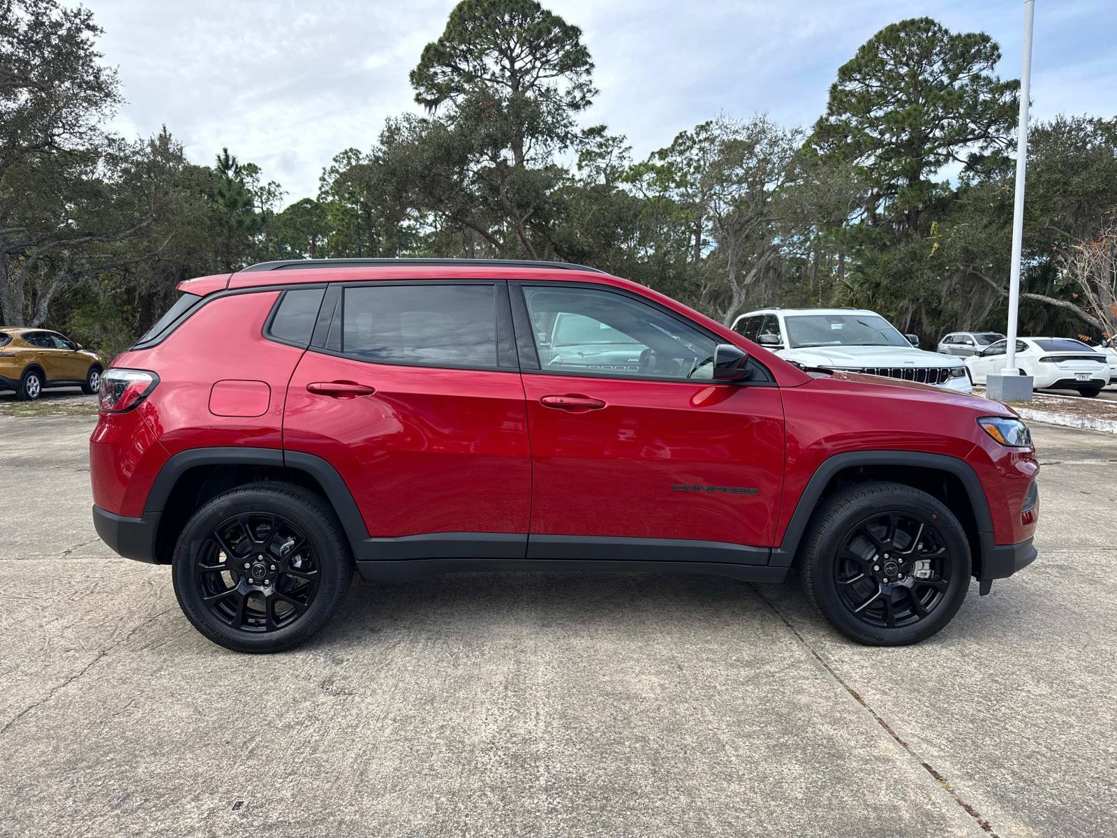 New 2026 Jeep Compass Latitude AWD/4WD image 2