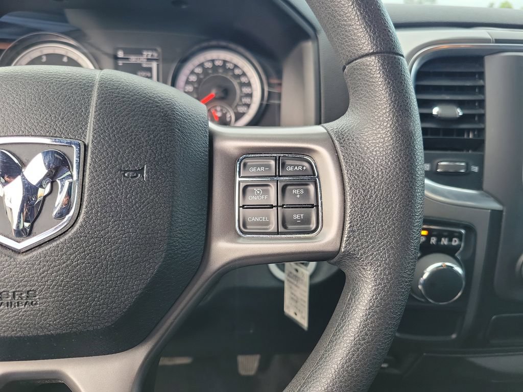 Used 2024 RAM 1500 Warlock RWD image 17