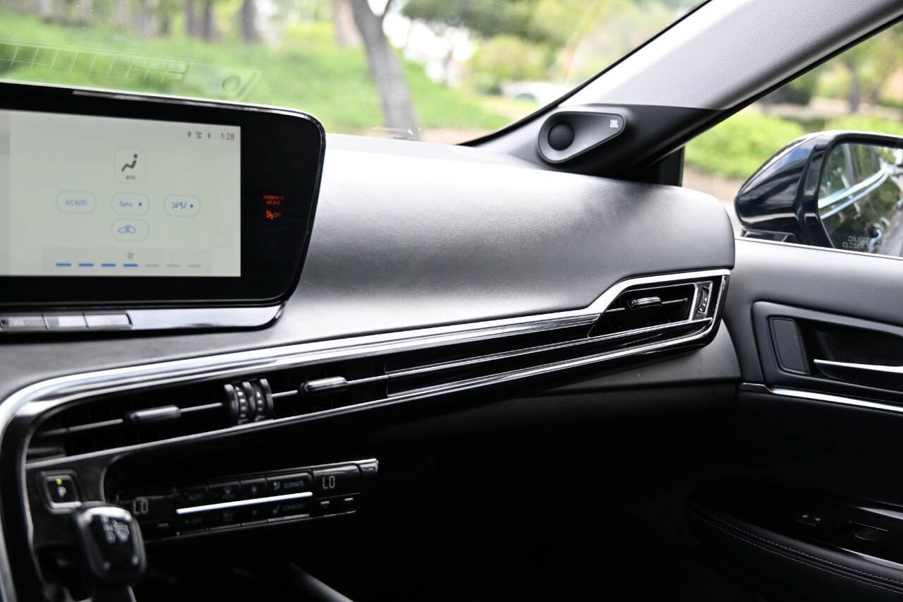 Used 2024 Toyota Mirai w/ Advanced Technology Package RWD image 24
