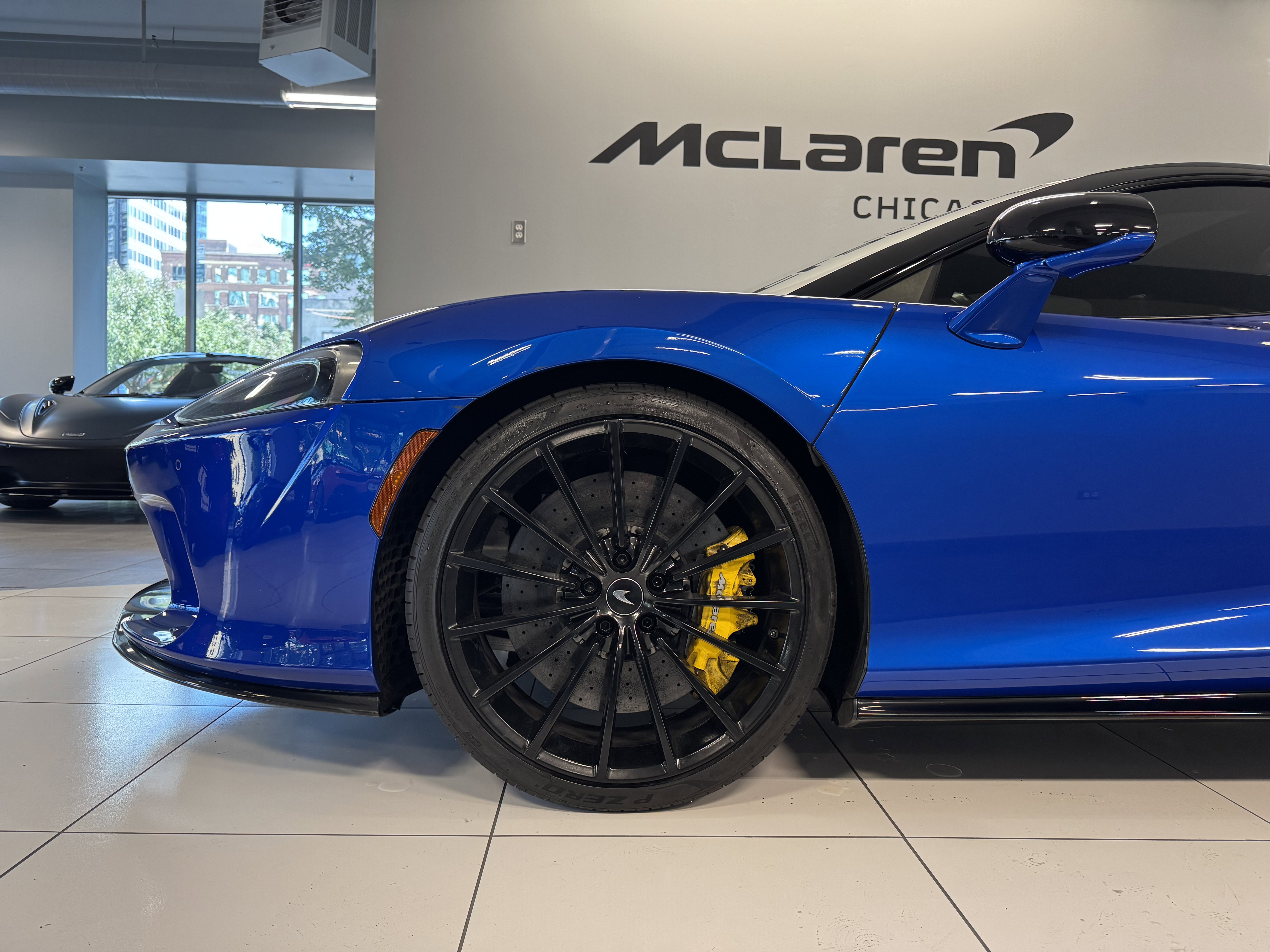 Used 2023 McLaren GT image 17
