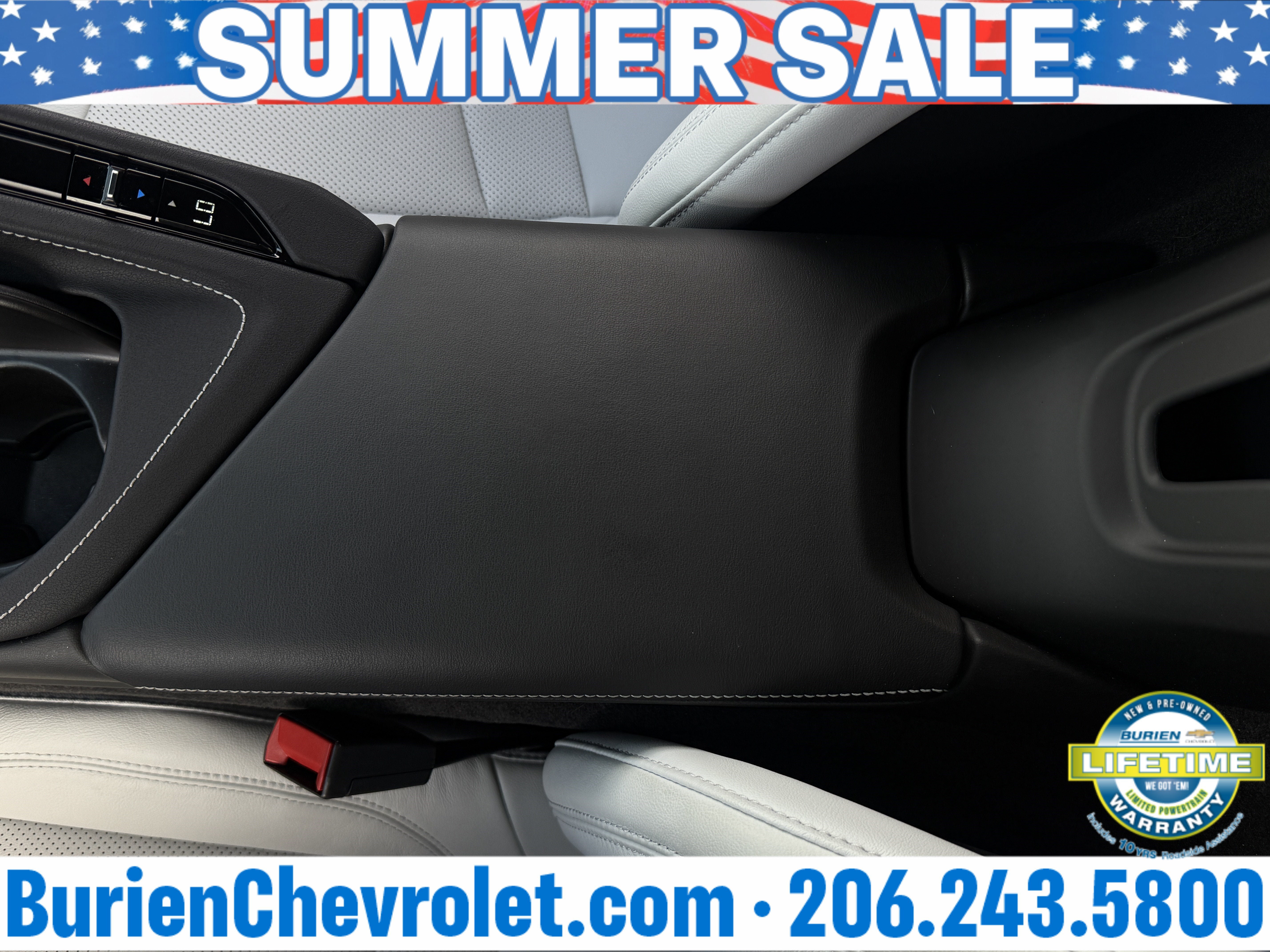 Used 2023 Chevrolet Corvette Stingray Coupe w/ Z51 Performance Package RWD image 18