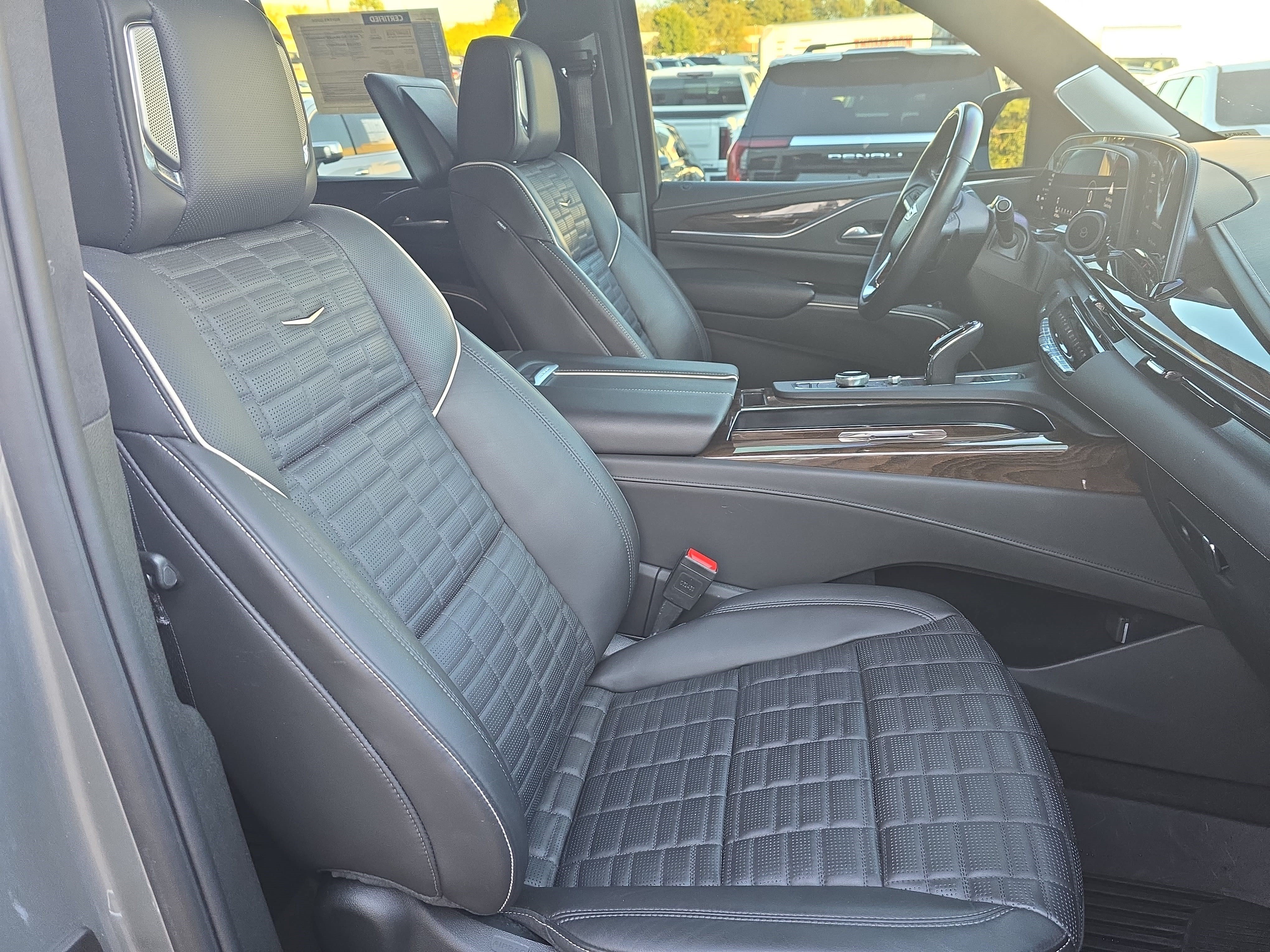 Certified 2024 Cadillac Escalade Sport Platinum AWD/4WD image 10
