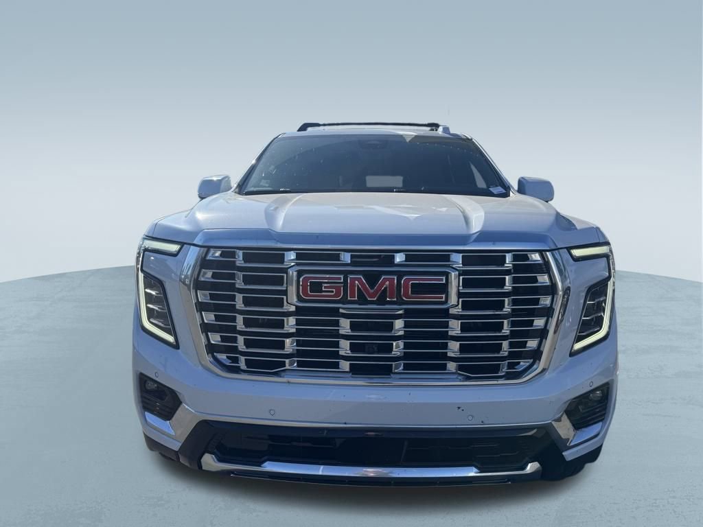 New 2026 GMC Yukon Denali w/ Denali Reserve Package image 3