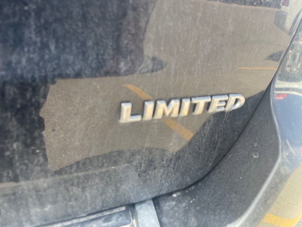 Used 2017 Jeep Grand Cherokee Limited AWD/4WD image 23