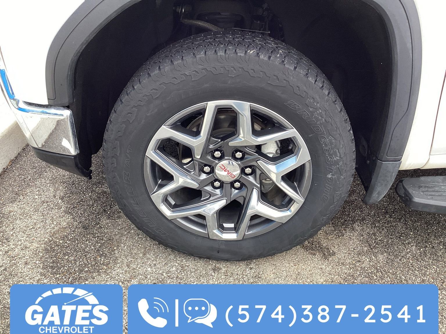 Used 2024 GMC Sierra 1500 SLT w/ SLT Premium Plus Package image 36