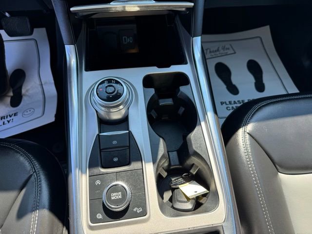 Used 2023 Ford Explorer XLT w/ Equipment Group 202A image 32