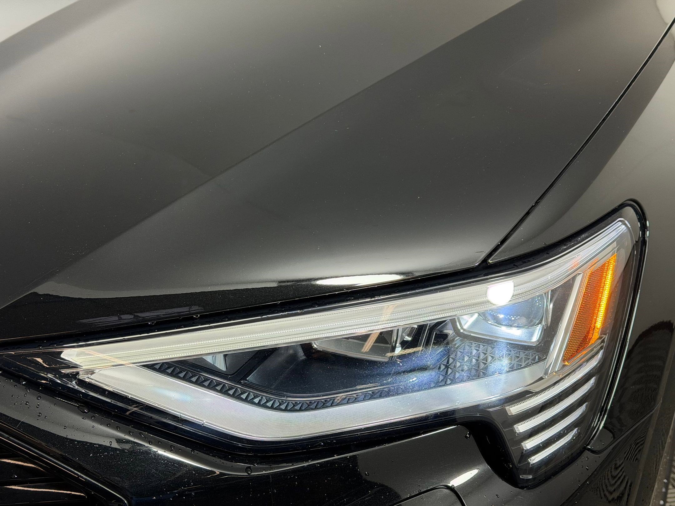 Certified 2021 Audi e-tron Premium Plus w/ Premium Plus Package AWD/4WD image 11