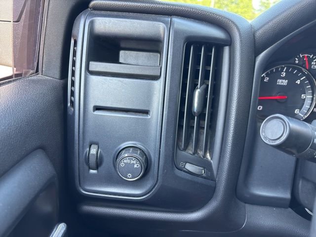 Used 2016 Chevrolet Silverado 1500 W/T w/ Black Out Edition AWD/4WD image 18