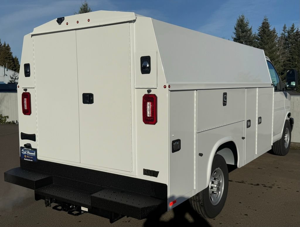 New 2024 Chevrolet Express 3500 w/ Power Convenience Package RWD image 8