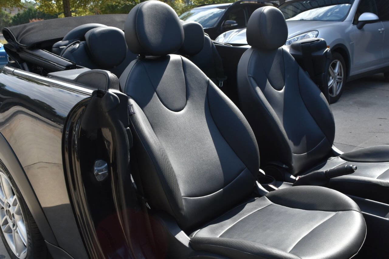 Used 2012 MINI Cooper Convertible image 37