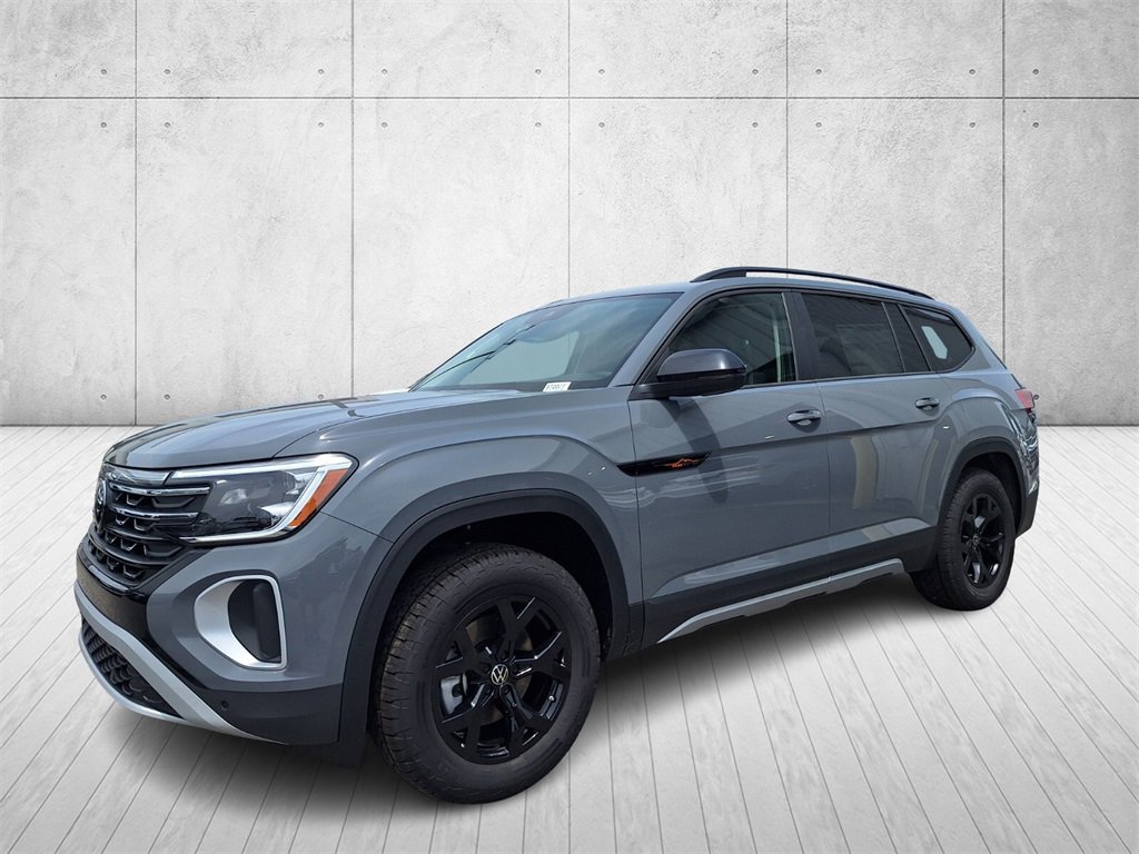 New 2025 Volkswagen Atlas Peak Edition SE