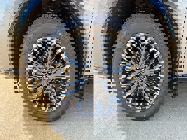 New 2026 Nissan Rogue Platinum image 10