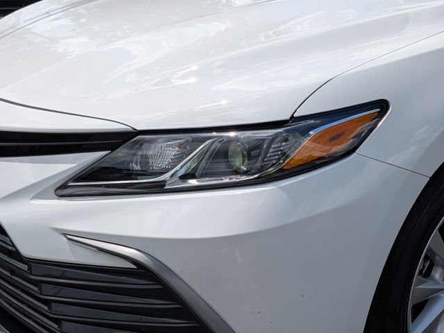 Used 2023 Toyota Camry LE w/ Convenience Package FWD image 12