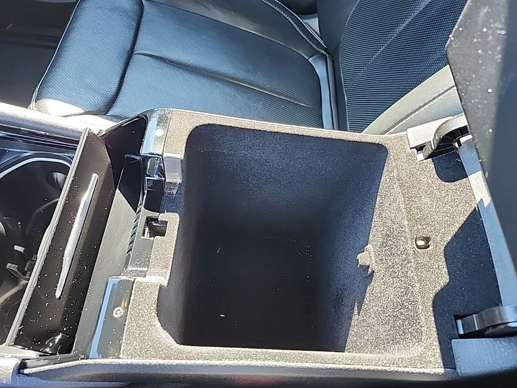 Certified 2024 Jeep Grand Cherokee Overland image 43