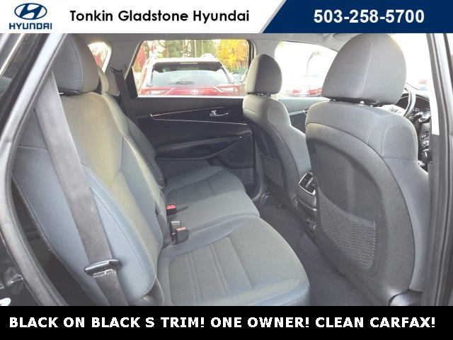 Used 2020 Kia Sorento S image 24