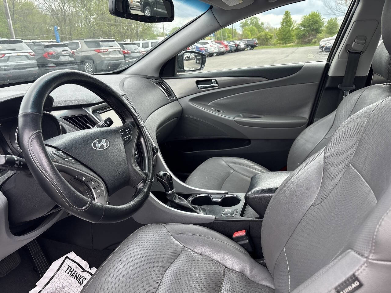 Used 2014 Hyundai Sonata Limited w/ Panoramic Sunroof Package 02 FWD image 12