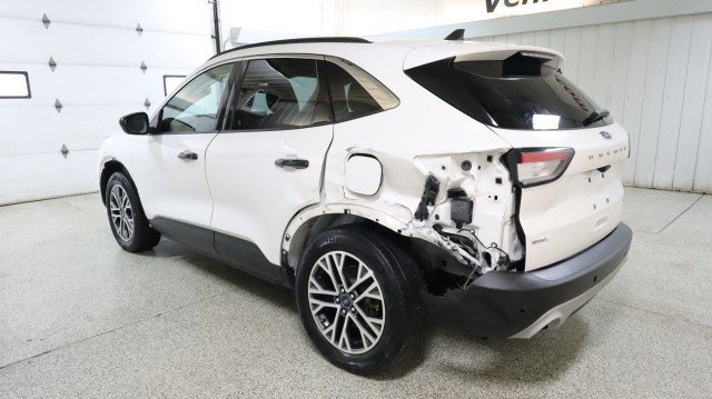 Used 2020 Ford Escape SEL image 3