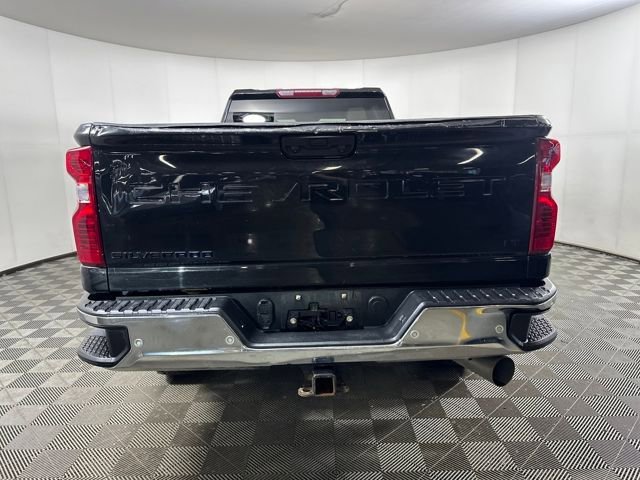 Used 2022 Chevrolet Silverado 3500 LT w/ All Star Edition AWD/4WD image 4