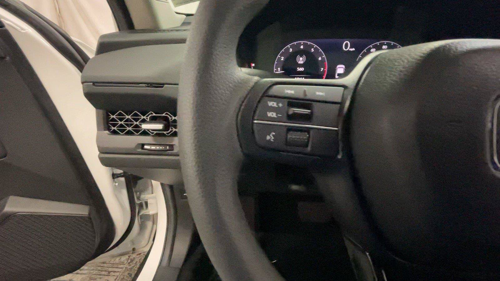 Used 2025 Honda Accord SE image 34