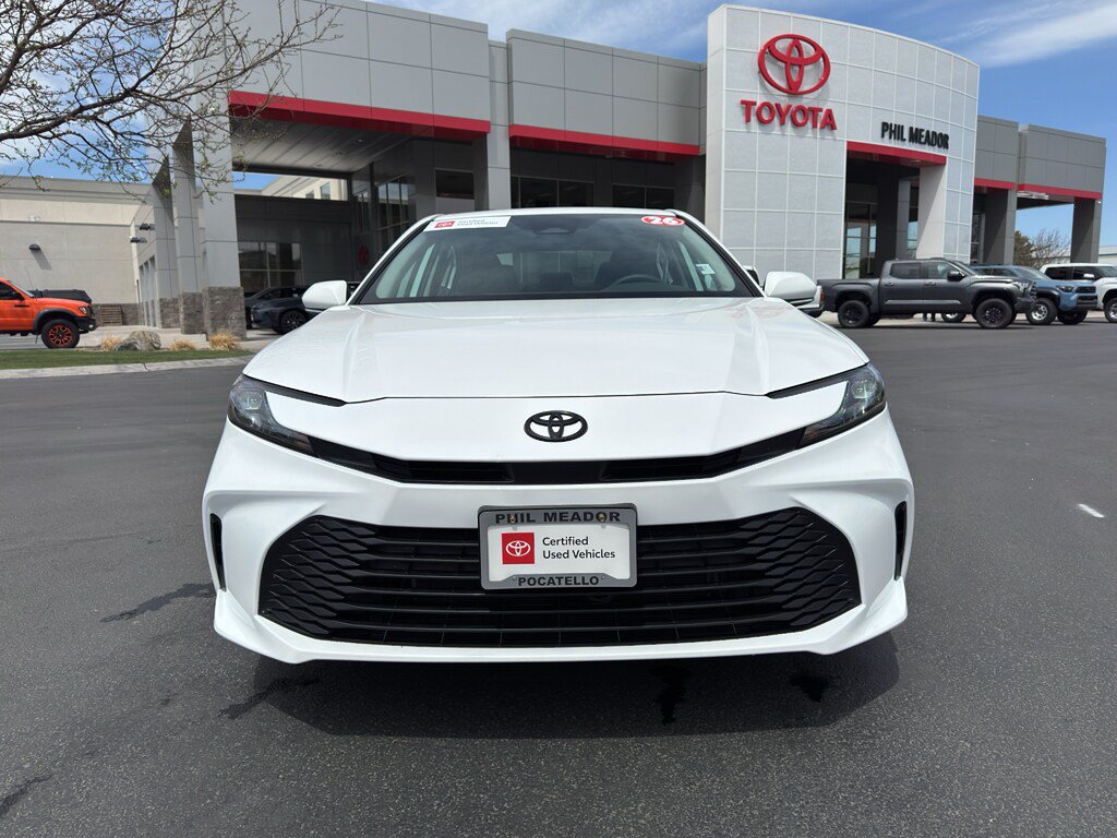 Used 2026 Toyota Camry LE w/ Preferred Package 2 (TMS) FWD image 6