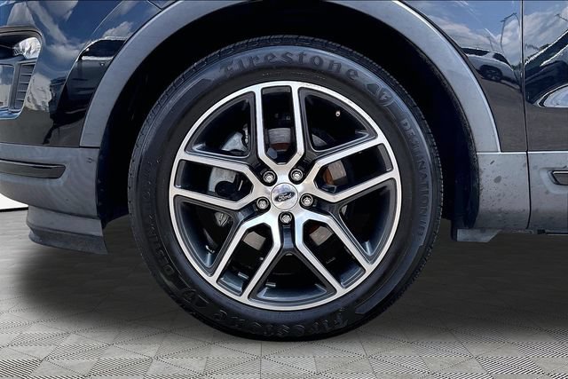 Used 2019 Ford Explorer Sport w/ Equipment Group 401A AWD/4WD image 23