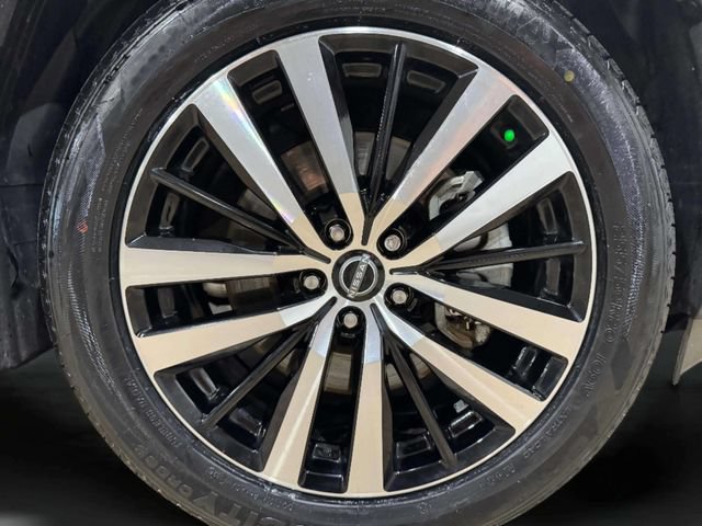 Used 2023 Nissan Pathfinder Platinum AWD/4WD image 31