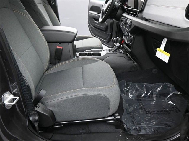 New 2025 Jeep Gladiator Sport image 35