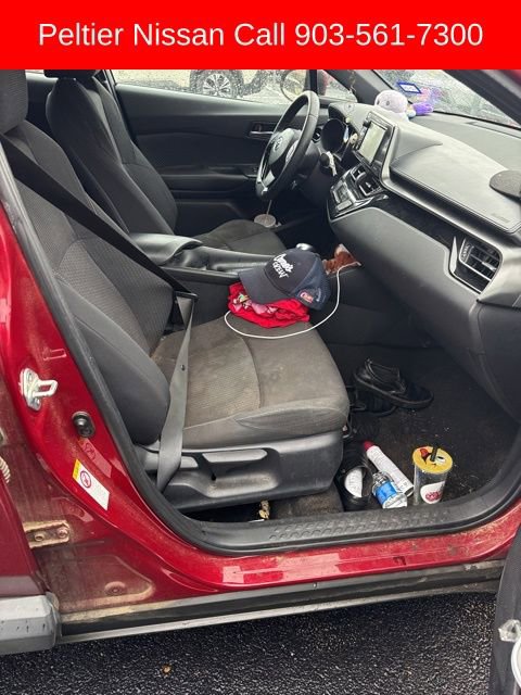Used 2018 Toyota C-HR XLE FWD image 12